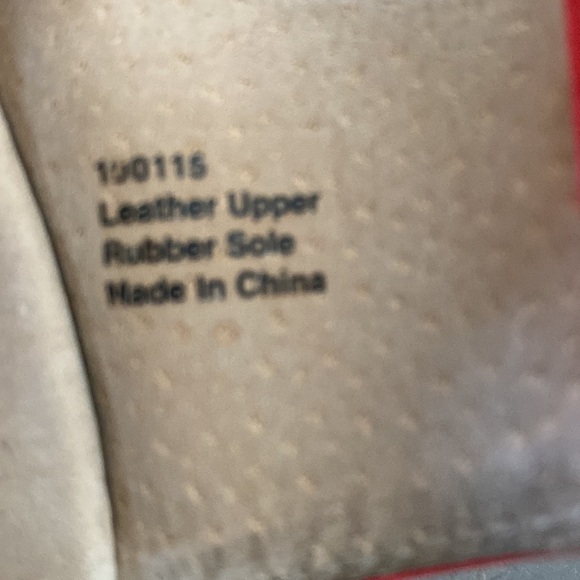 LIVIE & Luca sandals size 10 - Picture 7 of 8